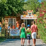 Le Neptune 4 Etoiles Parque de Campismo *